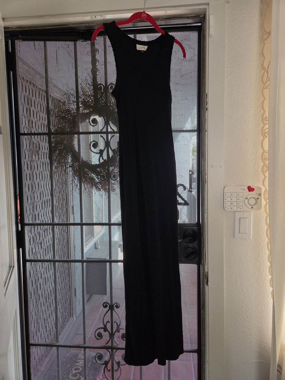 Black Sleeveless Maxi Dress
